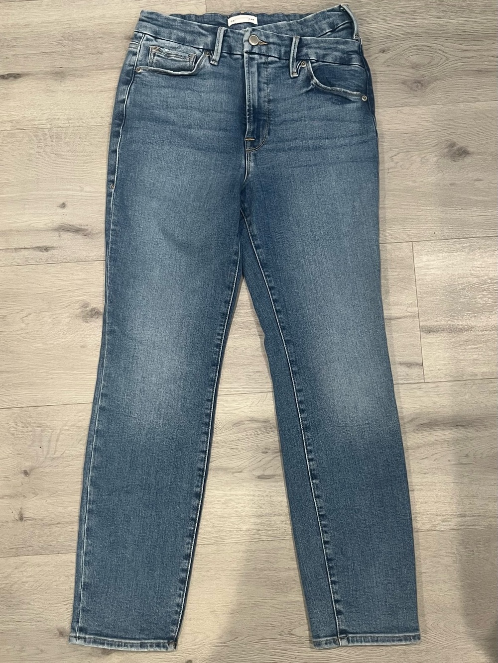 Good American Skinny Jeans in Medium Blue